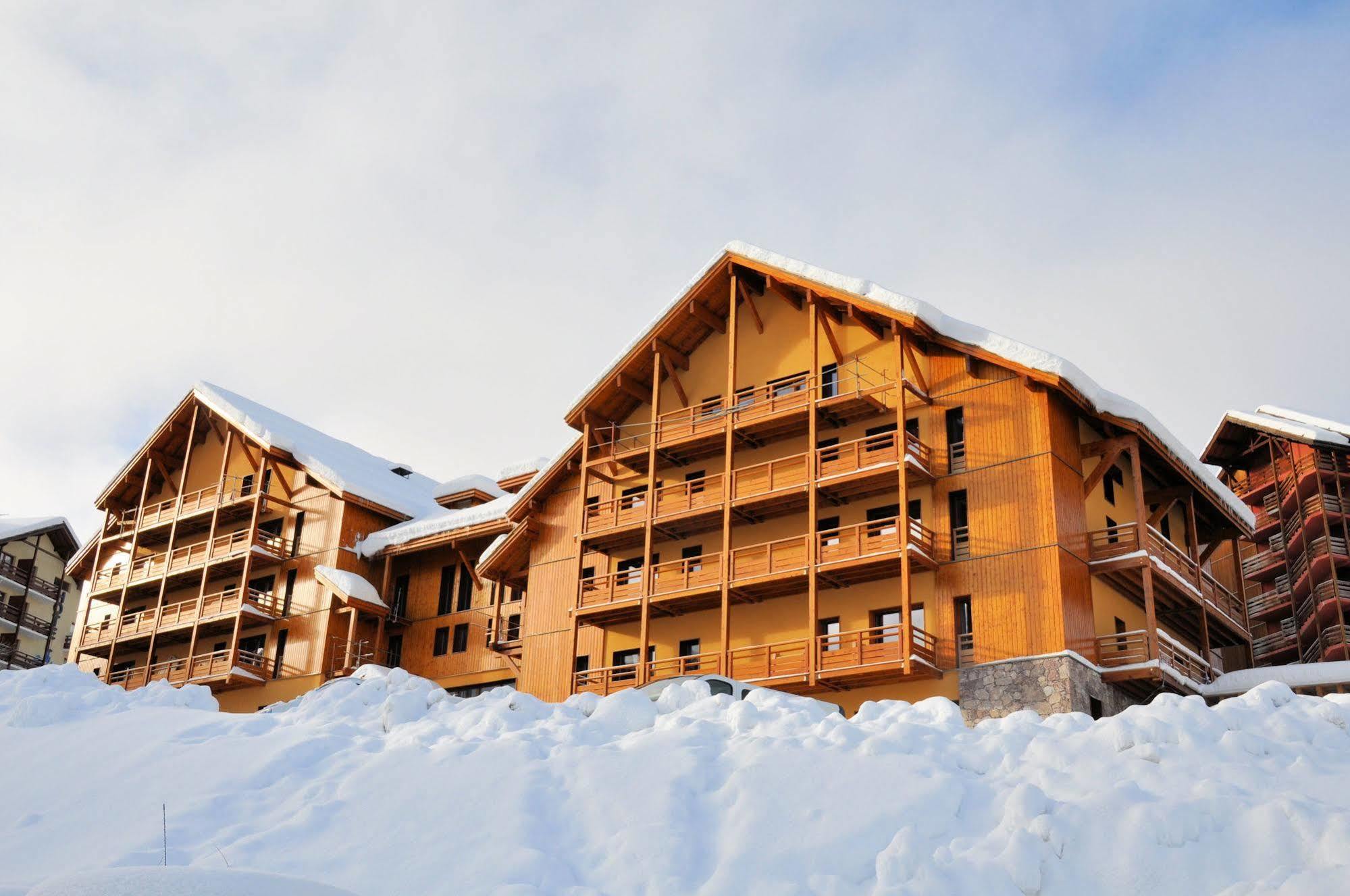 Noemys Deneb Aparthotel Risoul Buitenkant foto